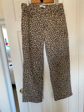 Abercrombie & Fitch High Waist 90’s Relaxed Leopard Print Jeans
